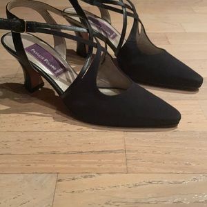 Women shoes Phyllis Poland size 8 AA